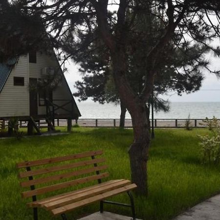 Kyalasur Hotel 수쿰 외부 사진